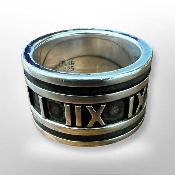 Tiffany and Co. Thick Atlas Band Ring Size 6 - Picture 2 of 10